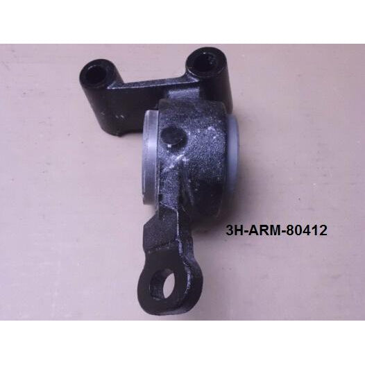 Front Lower Control Arm Bush/Bracket (Right) - Mini Cooper R50, R52, R53 - ARM80412